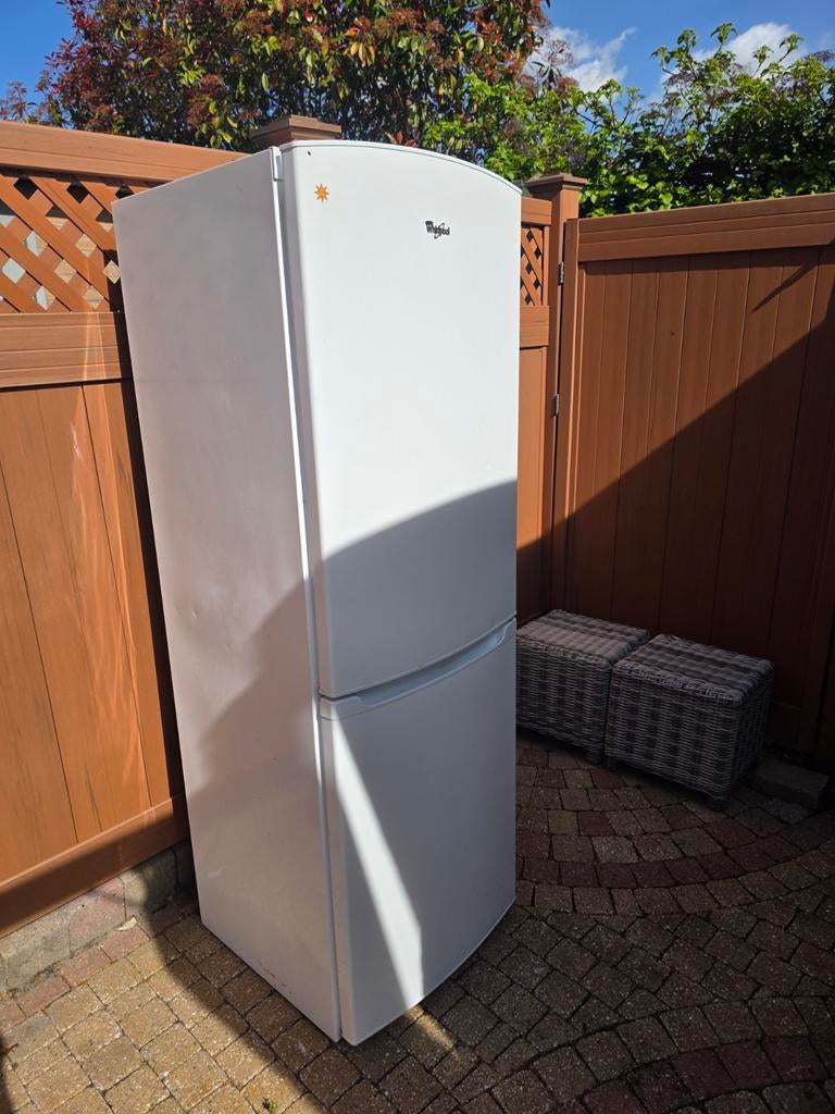 Defecte koelkast gratis ophalen - oud ijzer, Ophalen of Verzenden, Niet werkend, Met aparte vriezer, 160 cm of meer