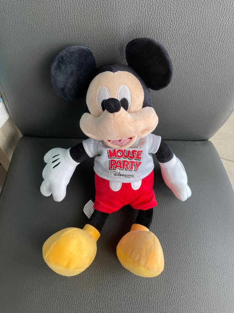 Disneyland knuffel - Mickey Mouse party, Ophalen of Verzenden, Mickey Mouse, Zo goed als nieuw, Knuffel