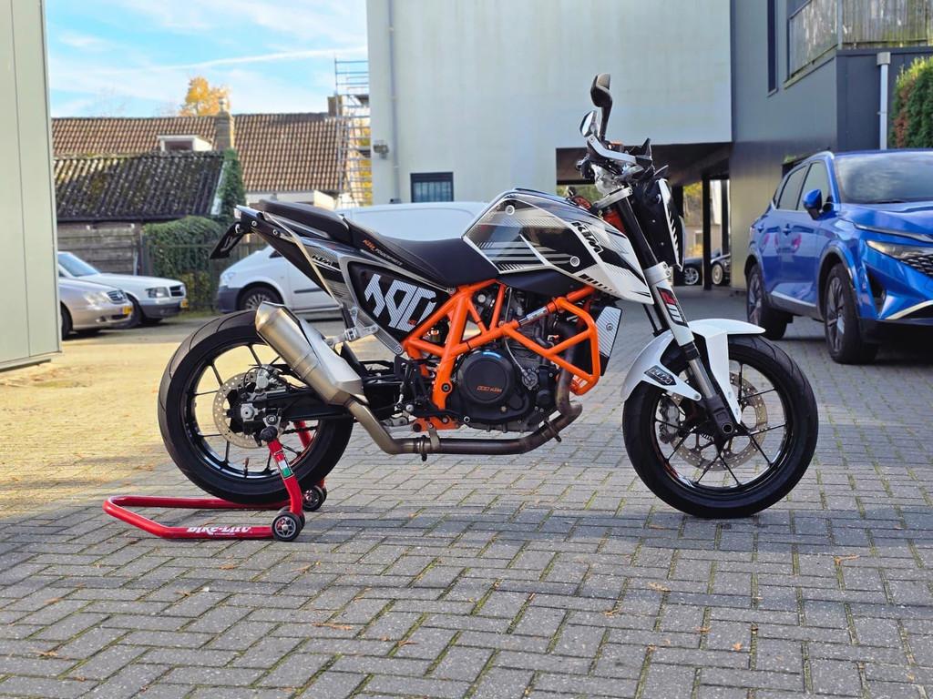KTM Tour 690 Duke Lage km stand! - foto 3