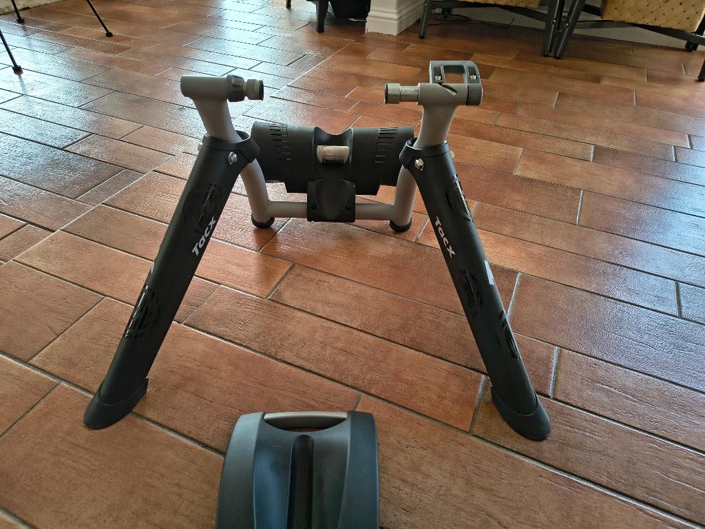 Tacx Bushido Draadloze smart trainer, Sport en Fitness, Wielrennen, Ophalen, Gebruikt, Overige typen