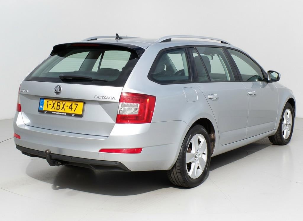 Skoda Octavia Combi 1.6 TDI Greenline Businessline|Trekhaak, Voorwielaandrijving, Euro 5, Stof, Gebruikt