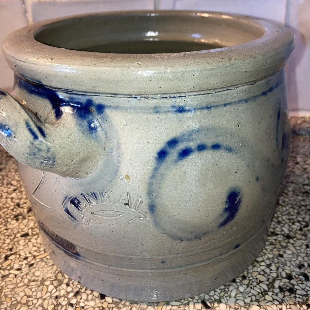 Eerste Keuls aardewerk industrie ENKAI Tegelen 1946 1954 pot, Verzenden