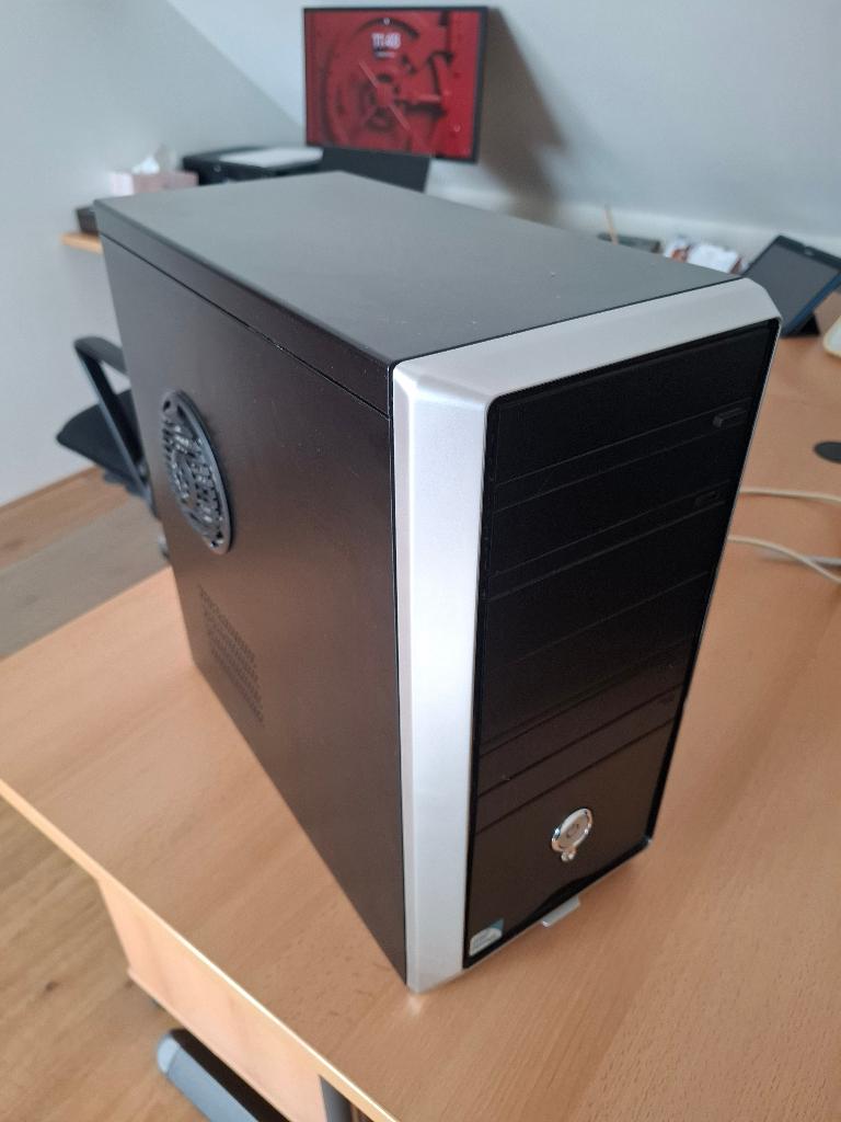 PC Intel Pentium E5300, Computers en Software, Desktop Pc's, Ophalen, Gebruikt, 2 tot 3 Ghz, SSD