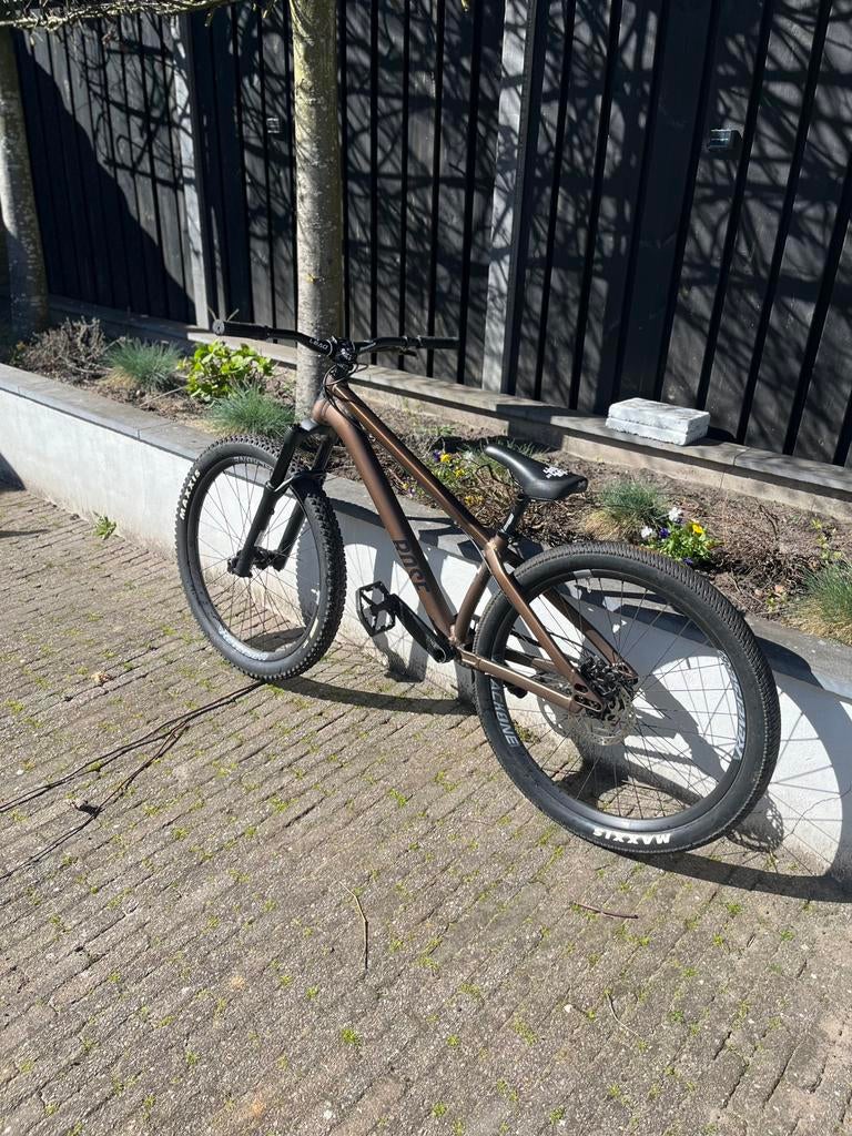 Rose the bruce 1 dirt jumper, 24 inch of meer, Stuur 360° draaibaar, Aluminium, Rose