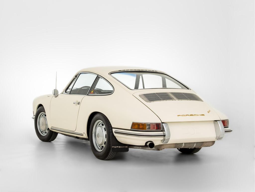 Porsche 911 2.0 Coupe 1965, Auto's, Wit, 131 pk, Achterwielaandrijving, Stof