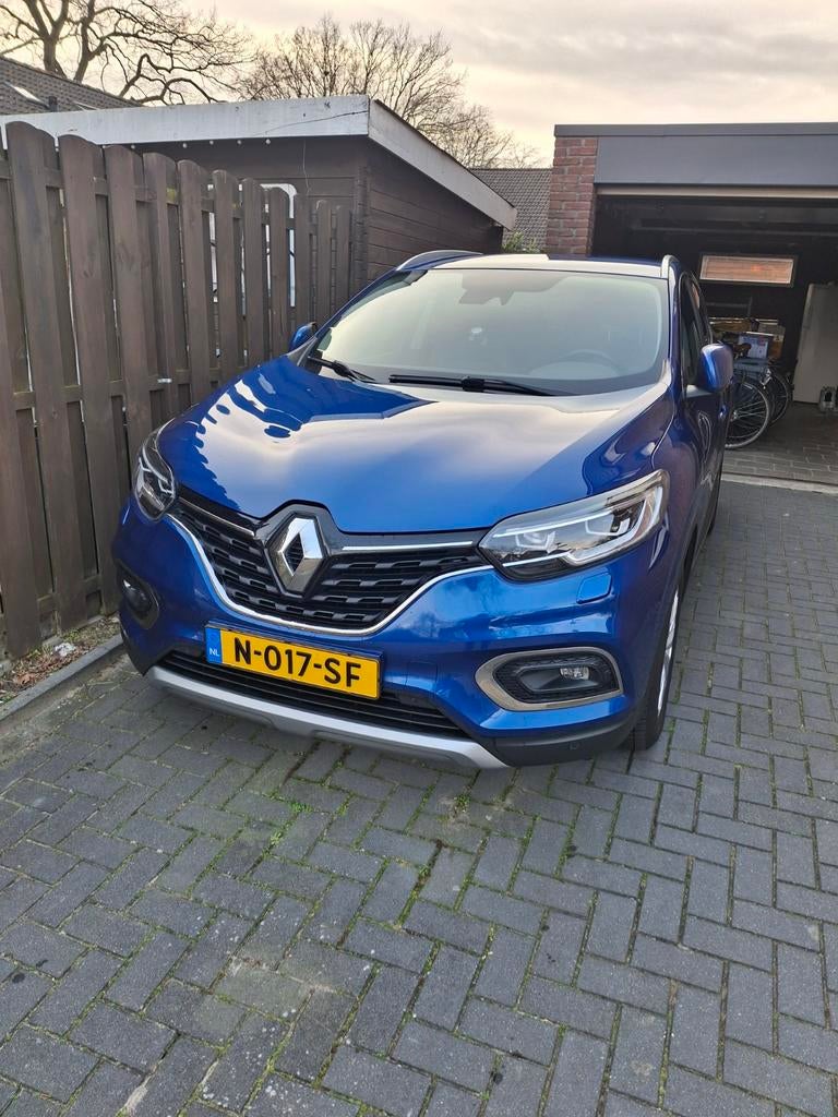 Te koop goed onderhouden renault kadjar, Kadjar, Zwart, 4 cilinders, 715 kg