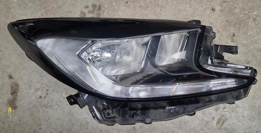 Toyota Aygo X koplampen hallogeen vanaf 2022 links en rechts, Ophalen of Verzenden, Gebruikt, Toyota