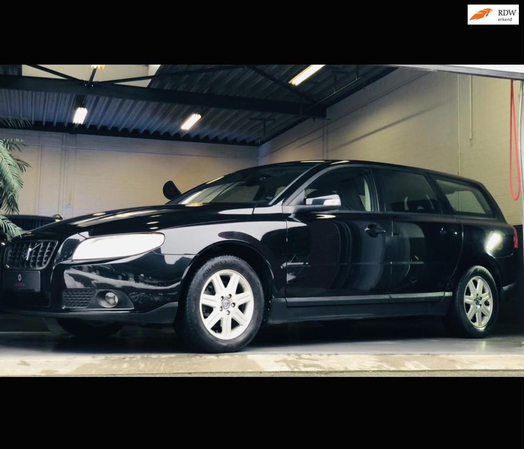 Volvo V70 2.0/ Cruise/ Half Leer/ Climate/ APK tot Dec 2026, Gebruikt, Zwart, Leder en Stof, Zwart