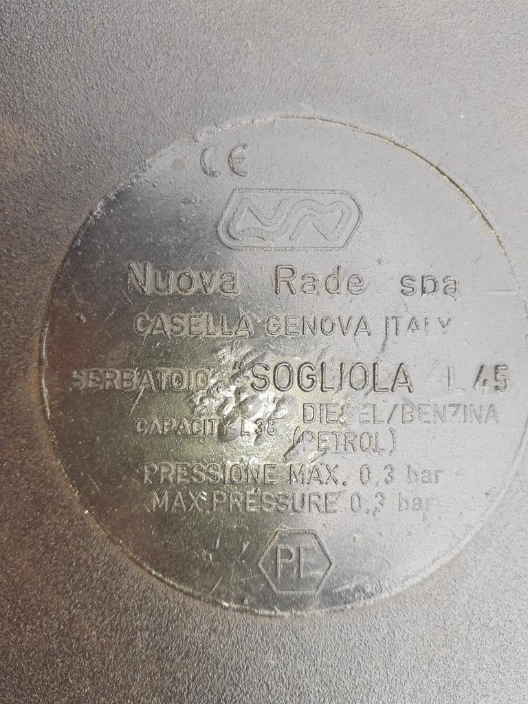 Brandstoftank kunststof inbouw 38 liter., Ophalen, Gebruikt, Motor en Techniek