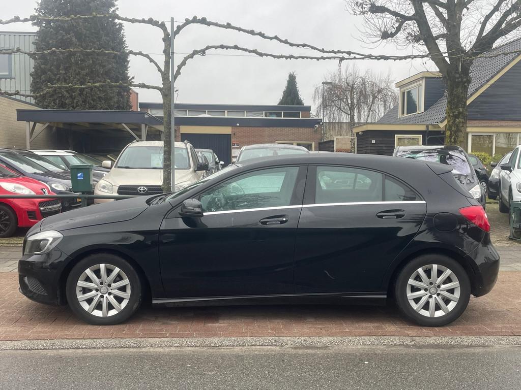 Mercedes-Benz A-klasse 180 Ambition * Nette Auto, Voorwielaandrijving, Gebruikt, 4 cilinders, Leder en Stof