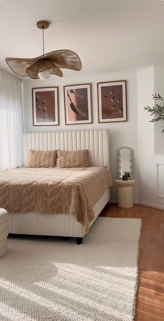 Bed Frame + Mattress, Ophalen, Wit, Tweepersoons, Zo goed als nieuw