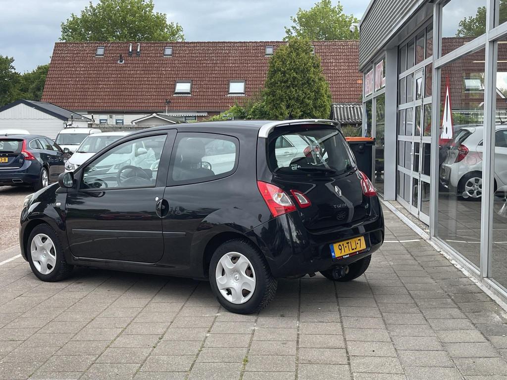 Renault Twingo 1.2 16V Authentique /Cruise control/Trekhaak, Voorwielaandrijving, Gebruikt, 4 cilinders, Met garantie (alle)