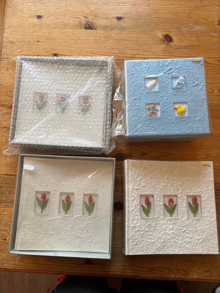 Drie Van Cleef fotoalbums en box voor baby, Ophalen of Verzenden, Nieuw, Fotoalbum