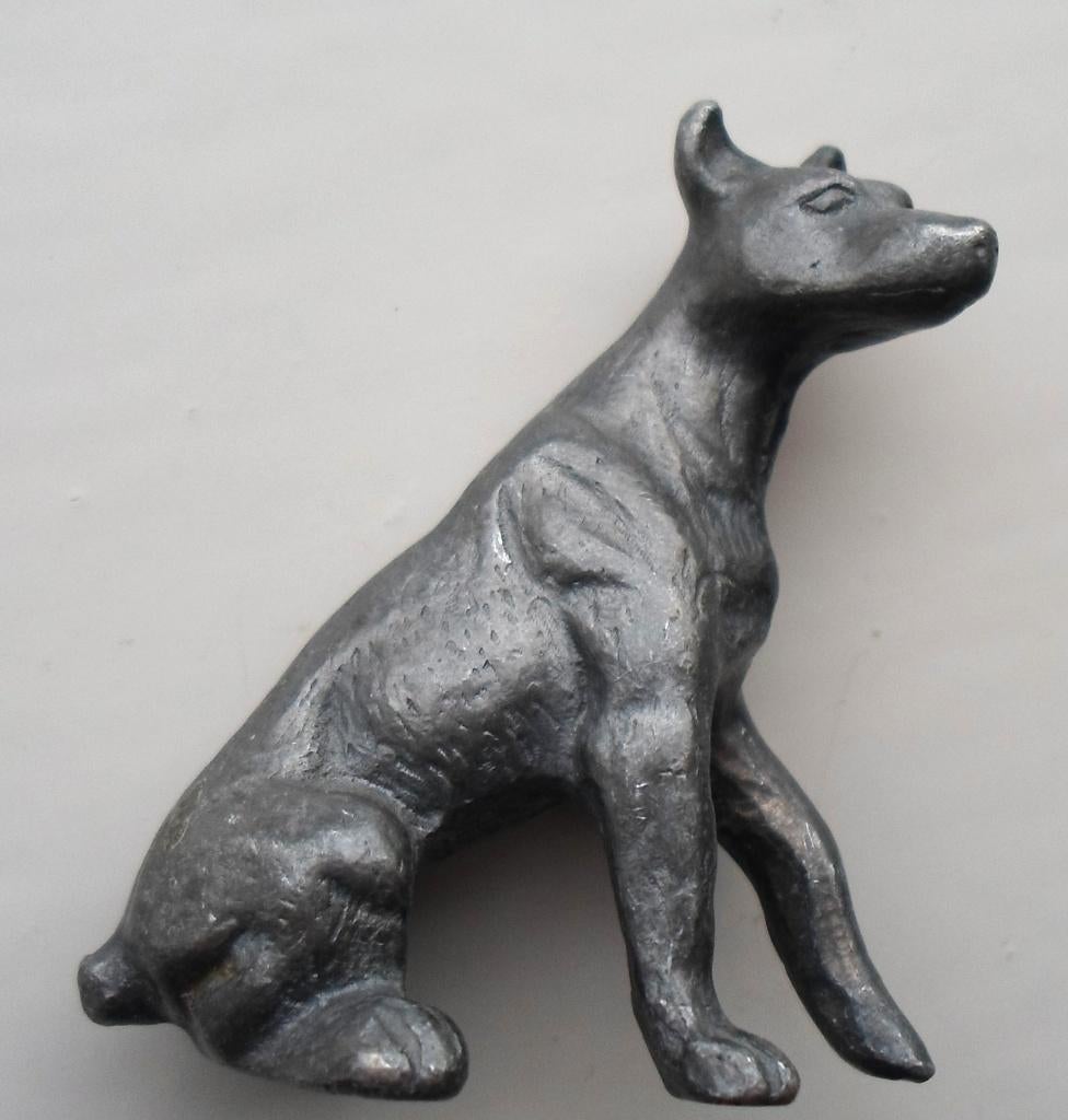 Tinnen beeld hond., Ophalen of Verzenden, Zo goed als nieuw, Dier