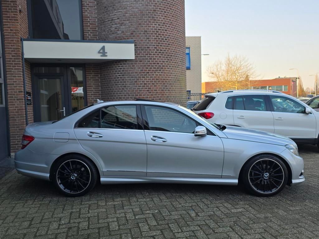 Mercedes-Benz C-klasse 300 Avantgarde 4-Matic |Dakraam |Leer, Auto's, Mercedes-Benz, Euro 5, Gebruikt, 1535 kg, Leder en Stof