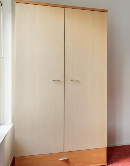 Kledingkast gratis, Ophalen, Zo goed als nieuw, 50 tot 75 cm, 150 tot 200 cm