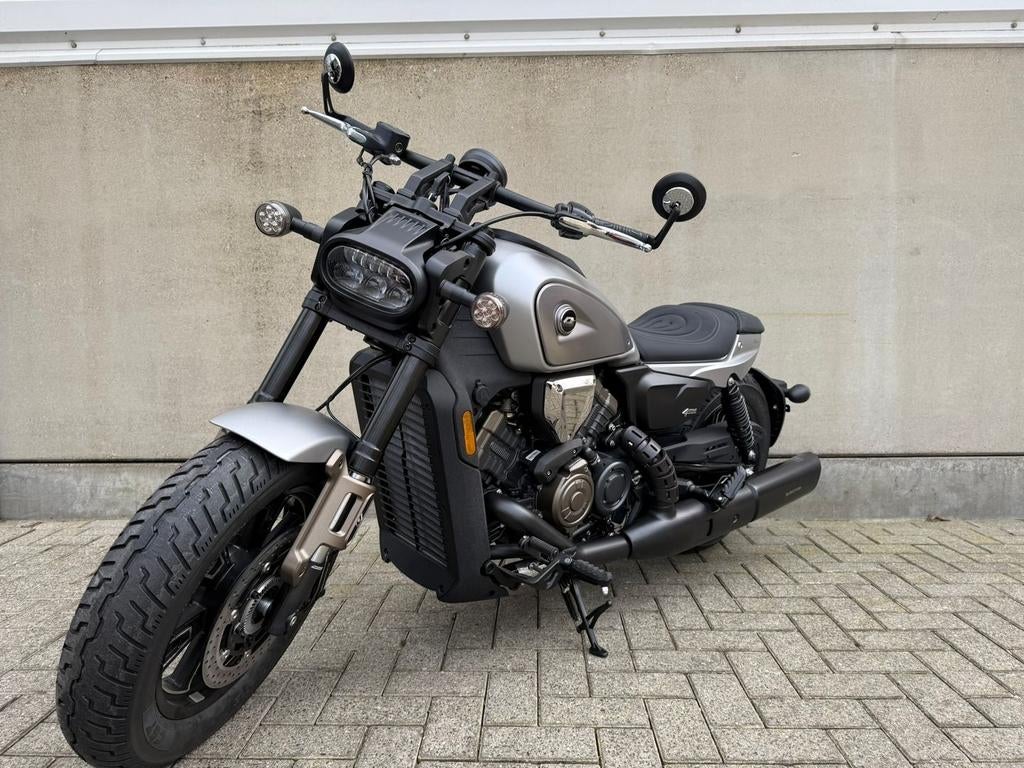 QJMotor SRV 600 V | V4 Cruiser | Op voorraad - foto 3