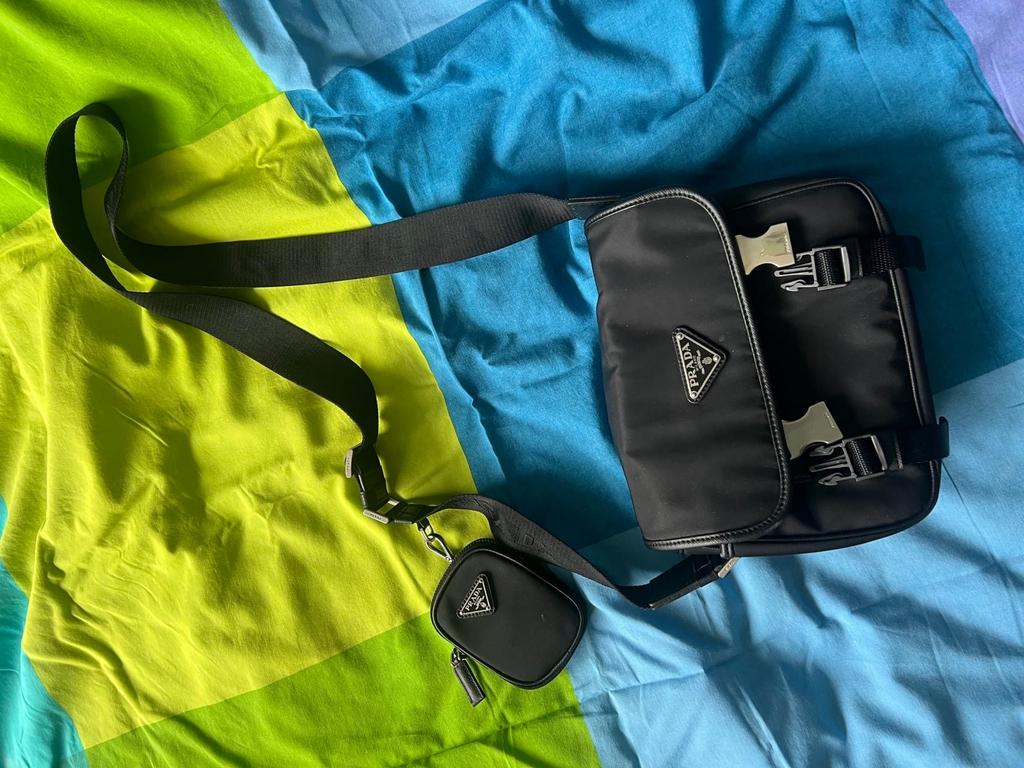 Prada Saffiano Nektas Schoudertas, Ophalen of Verzenden, Gebruikt, Zwart, Overige merken