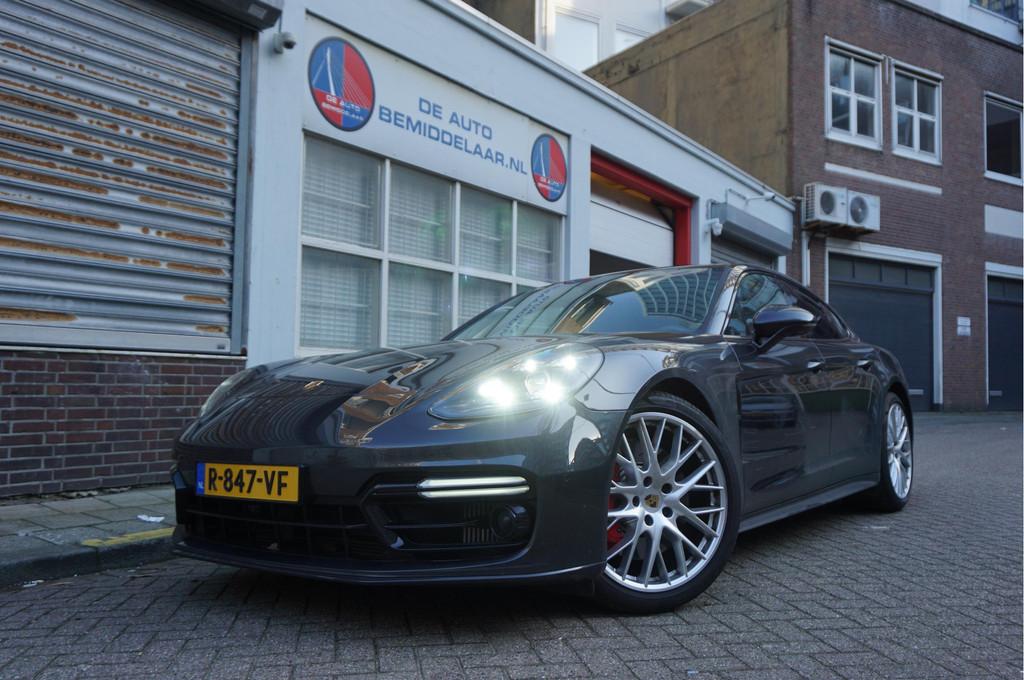 Porsche Panamera 4.0 GTS V8 BiTurbo | Sport Chrono | Luchtve, Automaat, 4 stoelen, Bedrijf, 3996 cc
