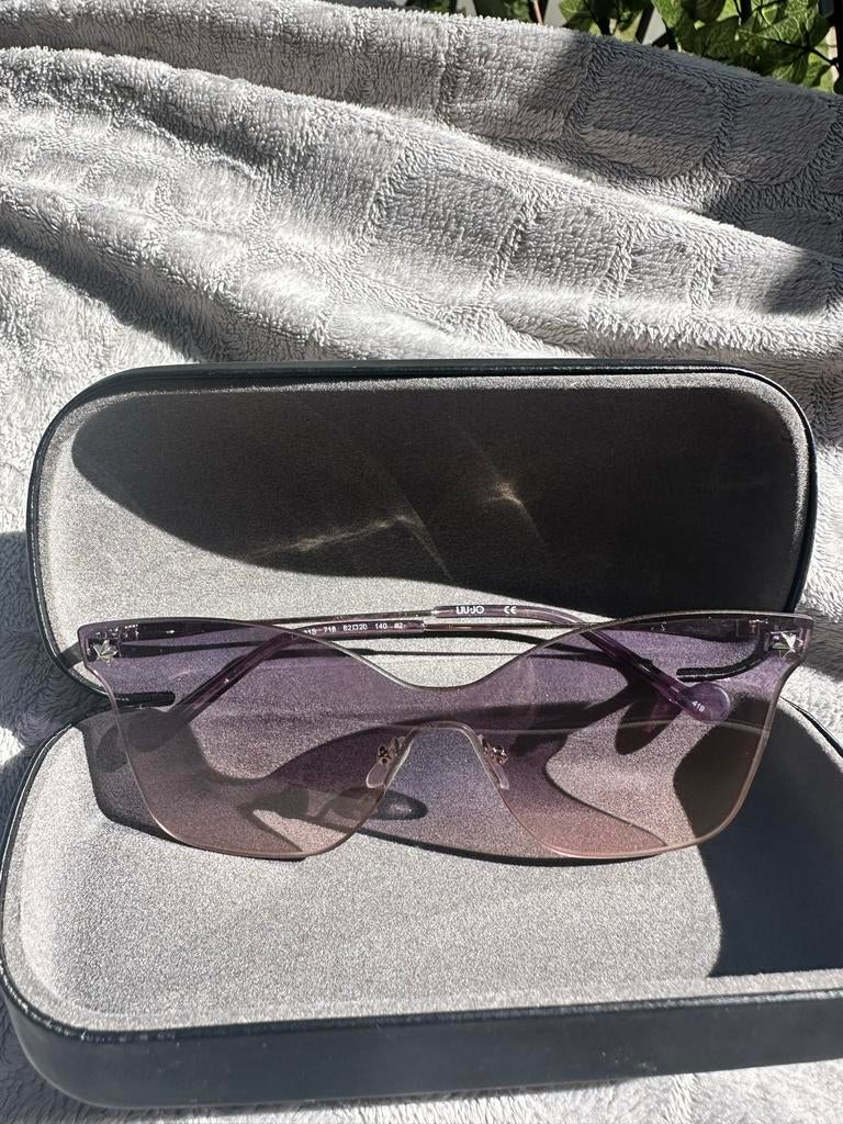 Lui Jo Zonnebril Paars met Koker, Overige merken, Gebruikt, Zonnebril, Paars