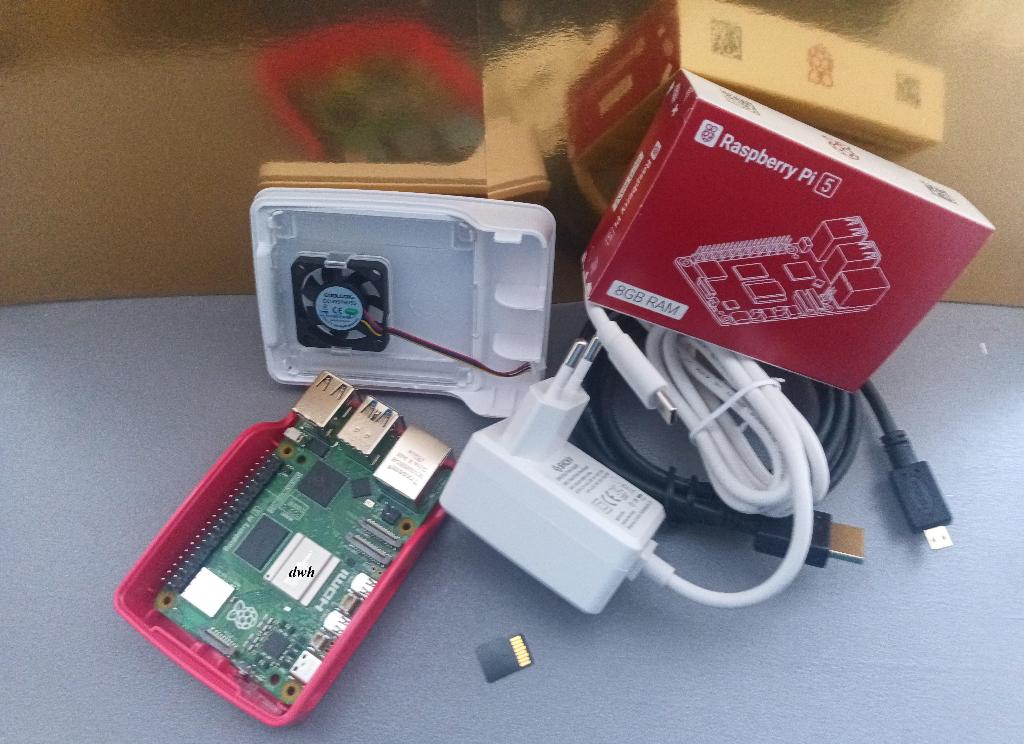 Raspberry PI5, 4GB Set, Nieuw, Computers en Software, Barebones, Verzenden, Nieuw