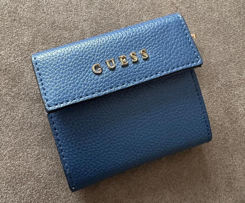 Guess Tulip blauw mini portemonnee met merkembleem, Sieraden, Tassen en Uiterlijk, Portemonnees, Blauw, Guess, Nieuw, Ophalen of Verzenden