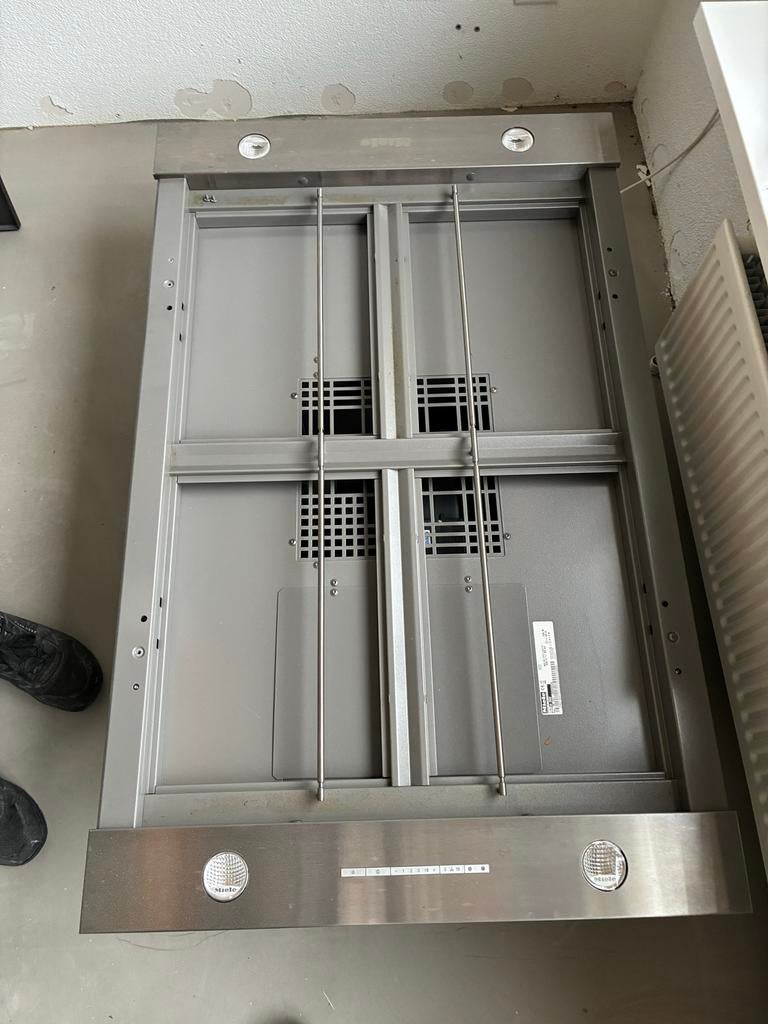 Miele afzuigkap, Witgoed en Apparatuur, Afzuigkappen, Ophalen, Zo goed als nieuw, Vrijstaand, Eilandschouwkap