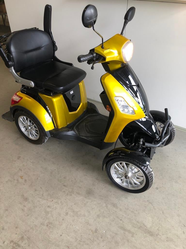 Scootmobiel For motion four, Overige merken, Ophalen of Verzenden, Zo goed als nieuw, 16 km/u of meer