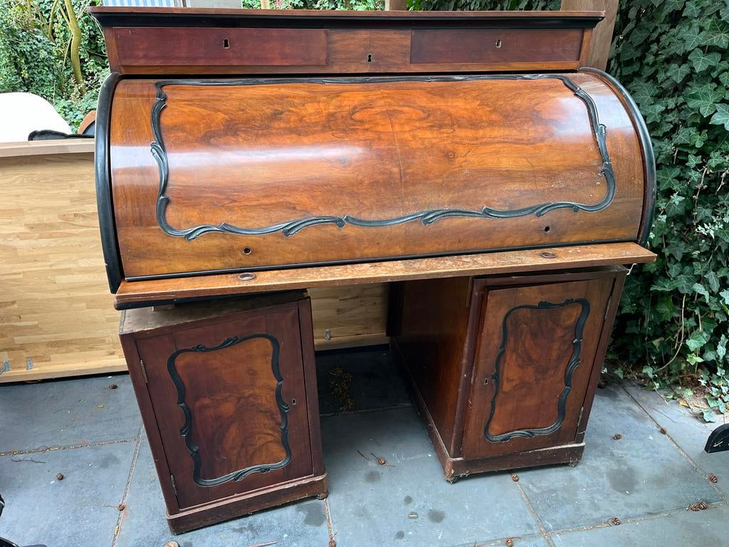 Cilinder bureau, Ophalen