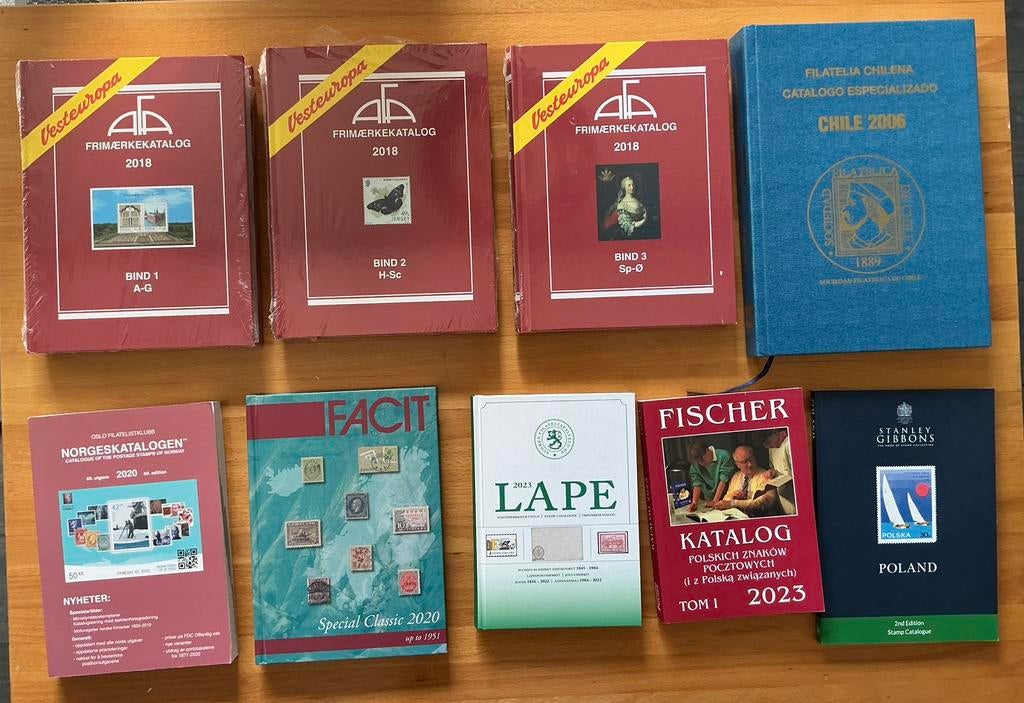 95 recente Catalogi en filatelieboeken, zgan, Ophalen of Verzenden, Catalogus