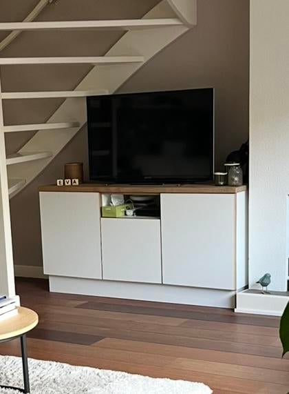 2 op maat gemaakte kastjes voor vinylcollectie, Ophalen, Eikenhout, Met deur(en), 150 tot 200 cm