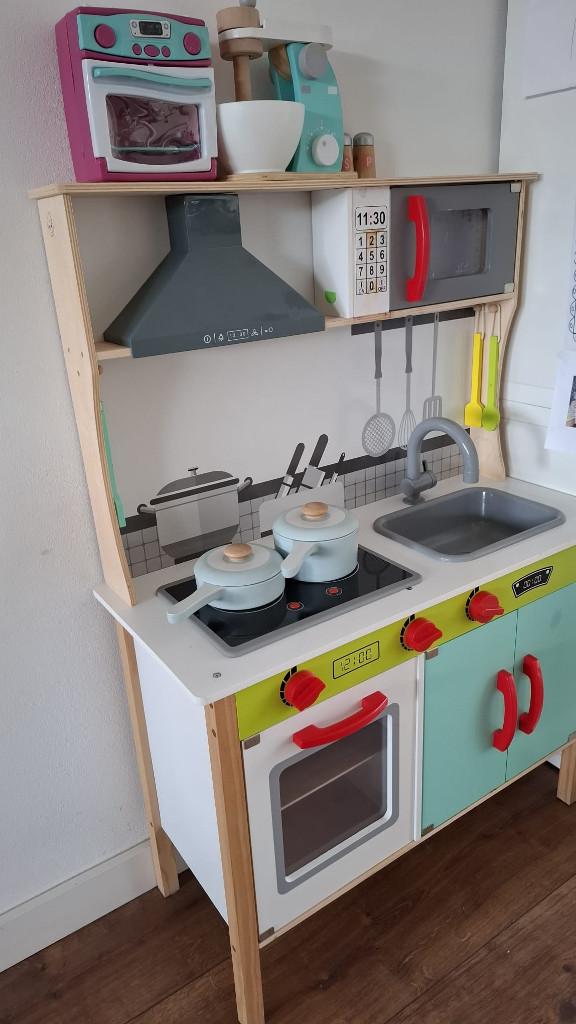 Zeer complete speelkeuken met veel accesoires, Ophalen, Gebruikt, Hout, Speelkeuken