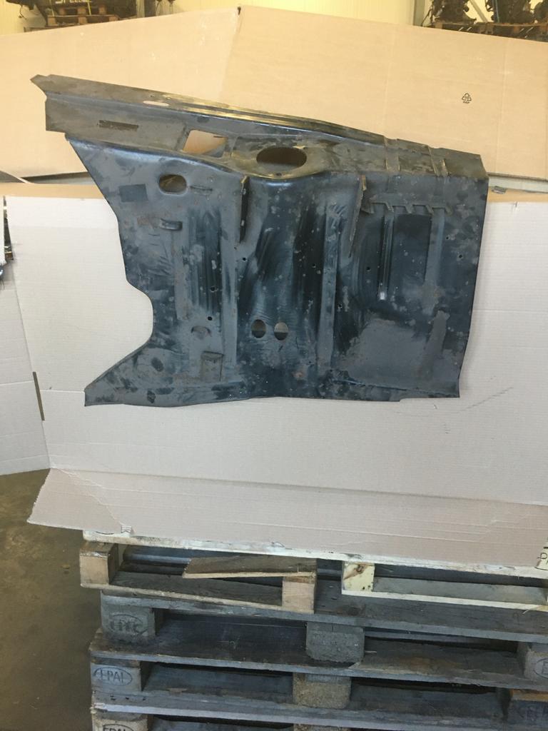 BMW E10 2002 1802 1602 Nieuwe Originele Binnenschermen L+R, Auto-onderdelen, Ophalen, Spatbord, BMW, Nieuw