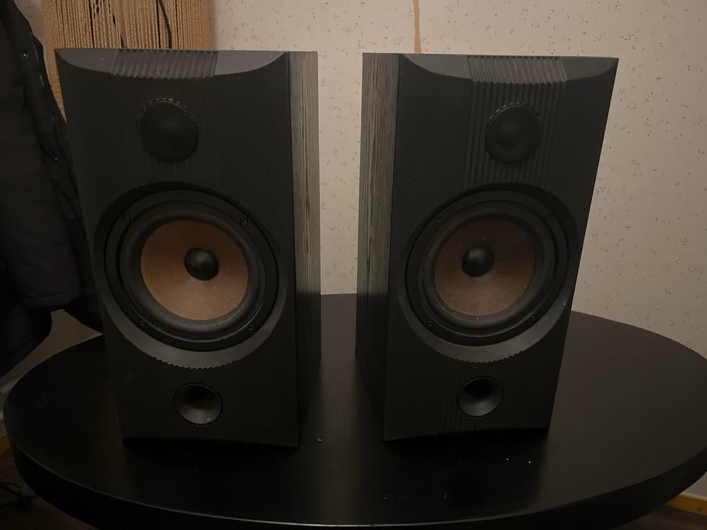Bowers & Wilkins 2003 model- Goede staat, Gebruikt, Minder dan 60 watt, Front, Rear of Stereo speakers, Ophalen