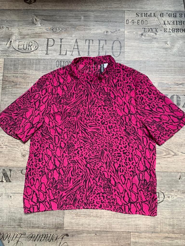 H&M fuchsia blouse tijgerprint, Verzenden, Zo goed als nieuw, Maat 36 (S), Roze