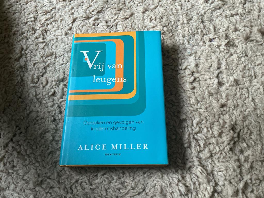 Vrij van leugens - Alice Miller (Kinderpsychologie) nieuw, Boeken, Ophalen of Verzenden, Nieuw, Ontwikkelingspsychologie