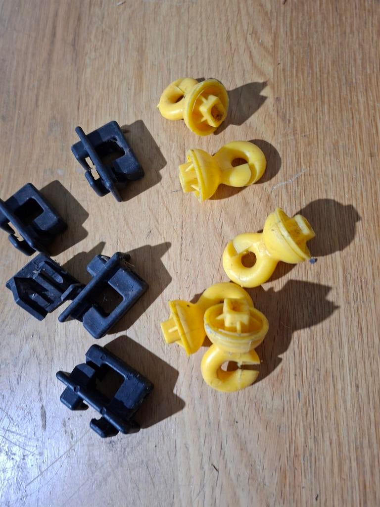 Isolatoren voor ijzeren paaltjes, Ophalen of Verzenden, Gebruikt