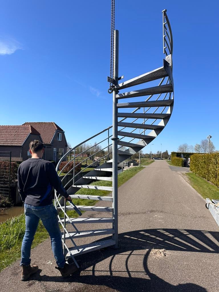 Gegalvaniseerde wenteltrap bordestrap steektrap trappen 2, Ophalen of Verzenden, 2 tot 4 meter