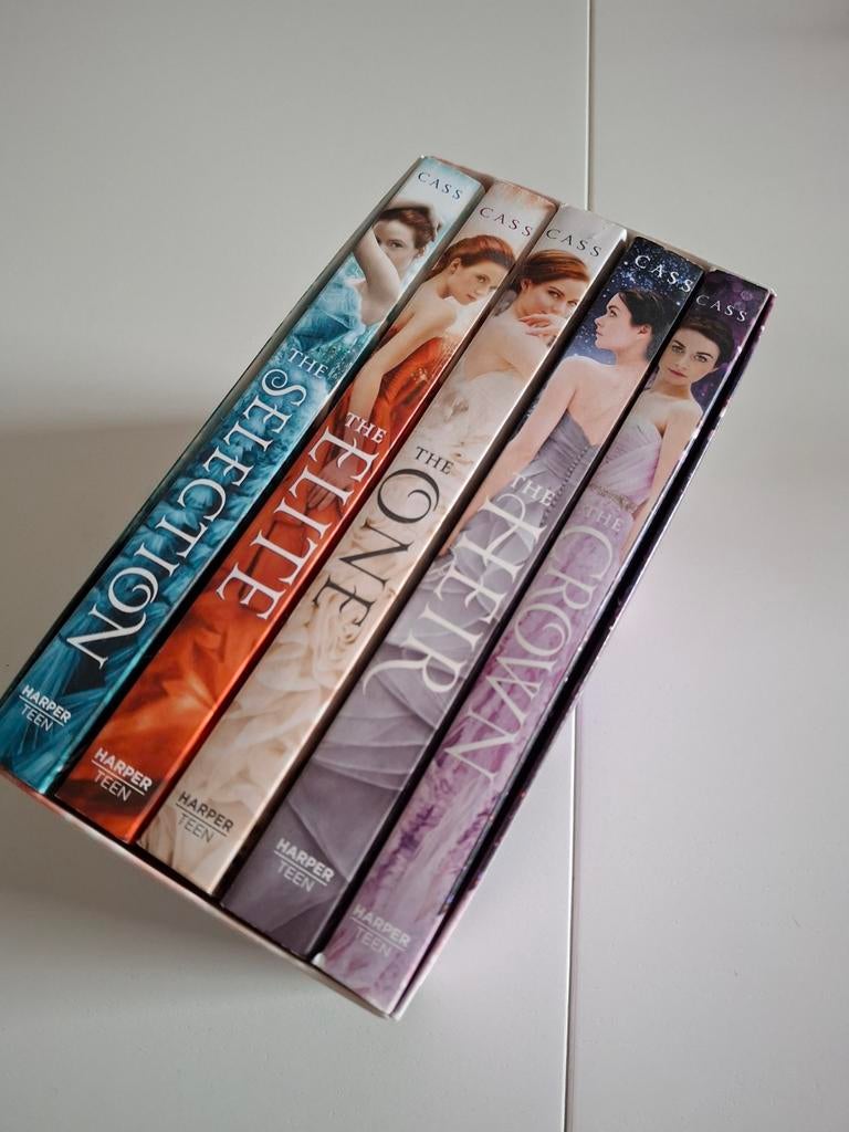 Cass The Selection Serie - Complete Boxset, Ophalen of Verzenden, Zo goed als nieuw, Kiera Cass