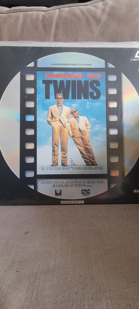Laserdisc    Twins   PAL, Ophalen of Verzenden, Zo goed als nieuw