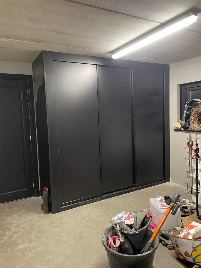 Strakke kastenwand - Ideaal voor opslag, Huis en Inrichting, Kasten | Kledingkasten, Ophalen, Overige materialen, 200 cm of meer