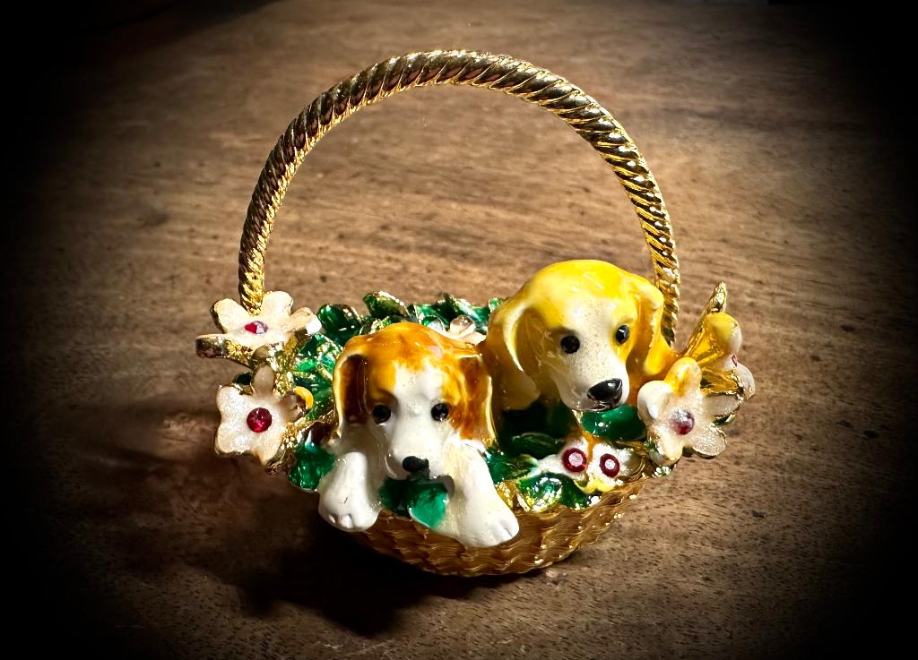 Puppy puppies in bloemen mand curiosa sieraden doosje dier, Verzenden