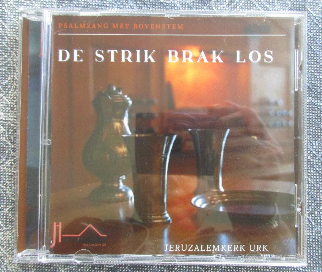 cd niet ritmisch  met bovenstem: De strik brak los - Urk, Ophalen of Verzenden, Zo goed als nieuw, Gospel