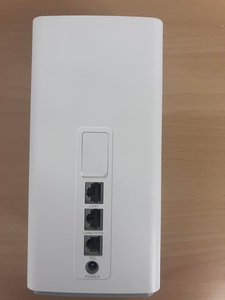 4G+ modem Huawei B628-265 wit heb er meer, Router met modem, Verzenden, Zo goed als nieuw, Huawei