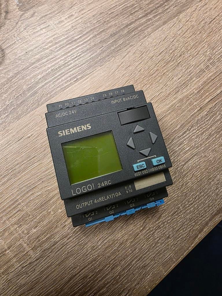 Siemens LOGO 24RC, Hobby en Vrije tijd, Elektronica-componenten, Verzenden, Zo goed als nieuw