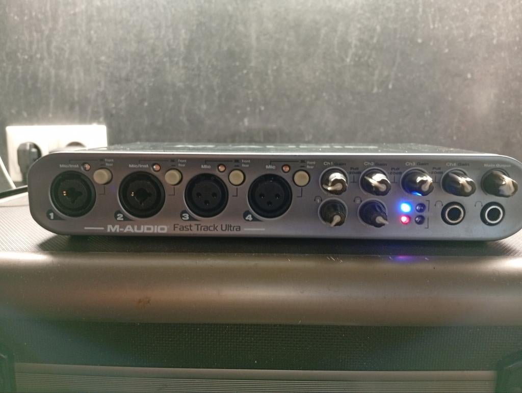 M-audio fast-track-Ultra (8*8),s-pdif 48v Phantom power, Ophalen of Verzenden