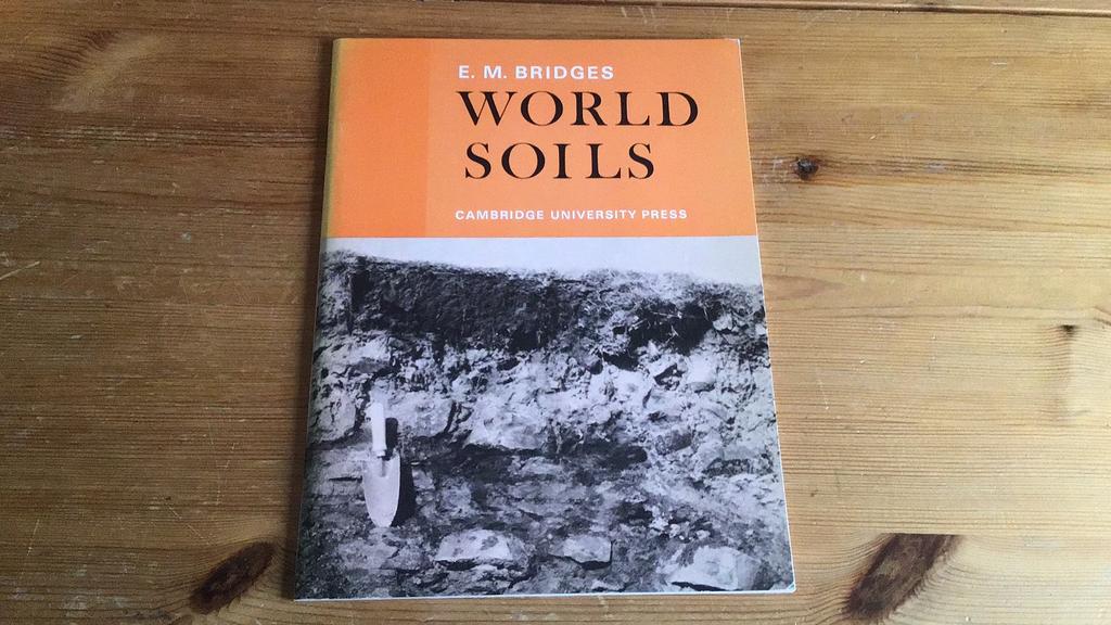 World Soils, Ophalen of Verzenden, Nieuw