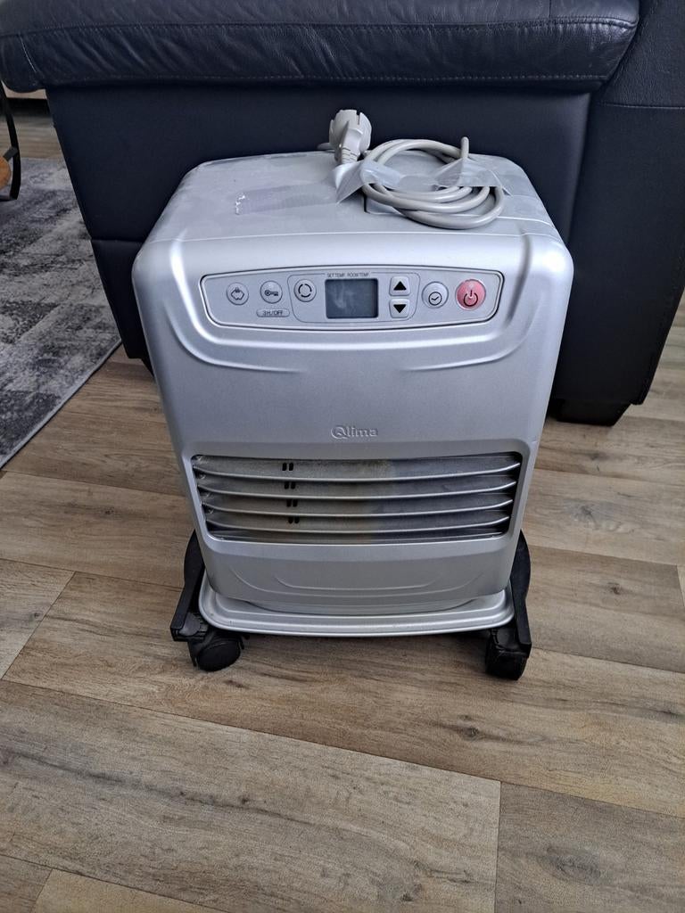 Te koop Qlima petroleum kacheltje, Huis en Inrichting, Ophalen, Zo goed als nieuw, Overige brandstoffen, Petroleumkachel