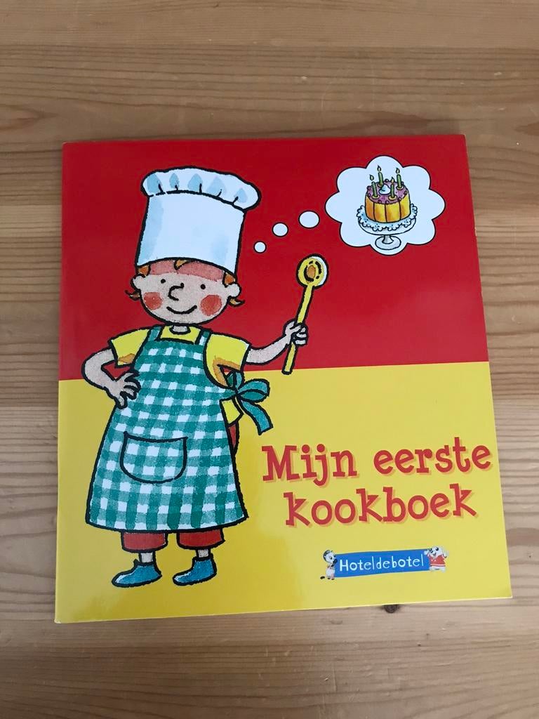Mijn eerste kookboek - Hoteldebotel, Non-fictie, Jongen of Meisje, Ophalen of Verzenden, Zo goed als nieuw
