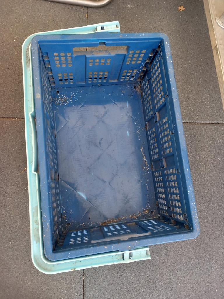 Gratis opvouwbare krat met hengsel, Ophalen of Verzenden, Krat, Minder dan 35 cm